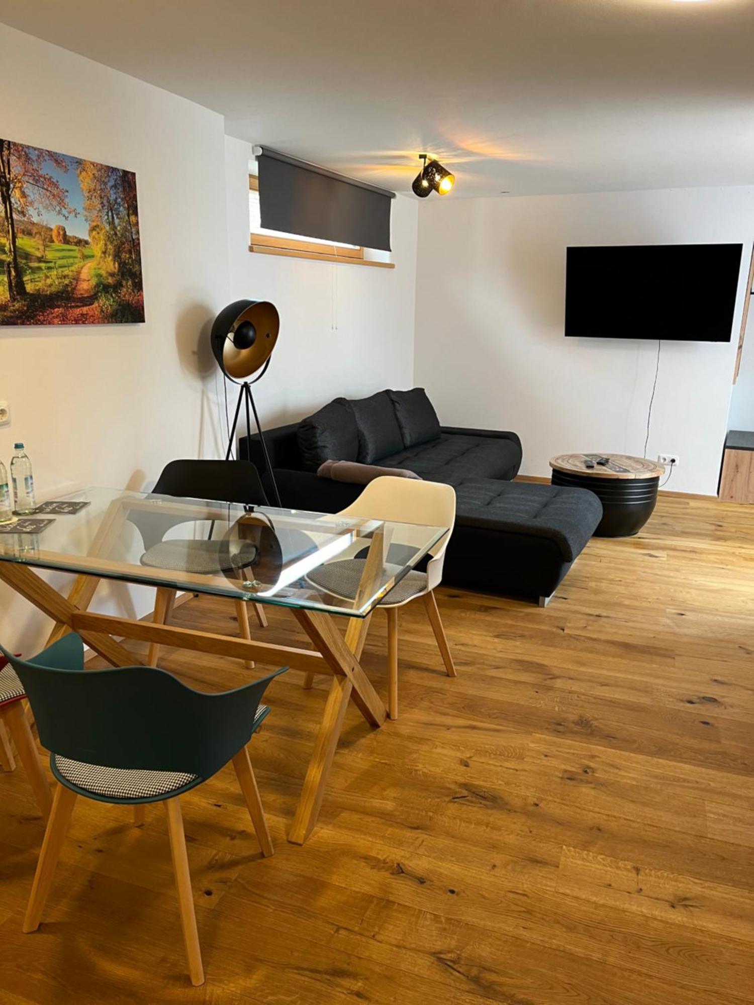 Ferienwohnung Tittmoning Zwischen Salzburg, Burghausen Und Oesterreich Exterior photo